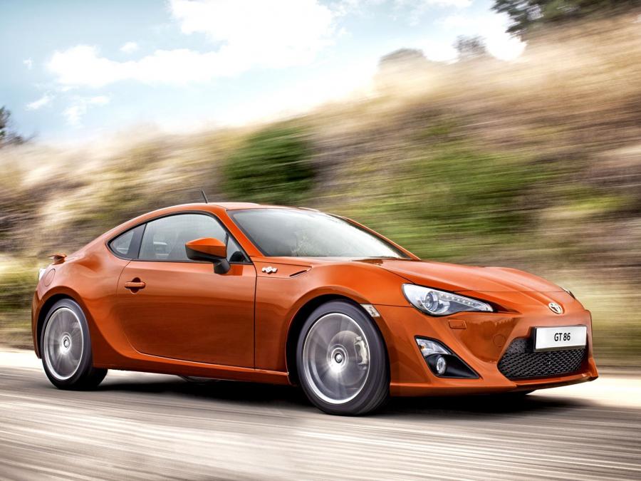  Toyota GT 86 2011 года  (фото 14 из 22)